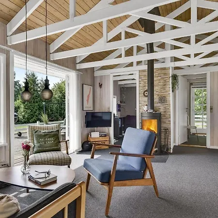 4 Bedroom Gorgeous In Rudkbing 別荘 Spodsbjerg