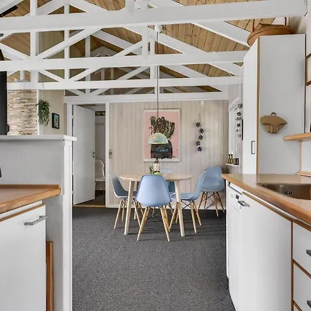4 Bedroom Gorgeous In Rudkbing Spodsbjerg