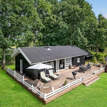 別荘 4 Bedroom Gorgeous In Rudkbing Spodsbjerg